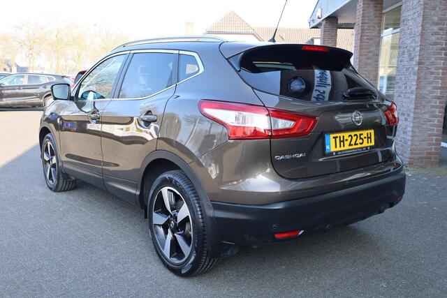 Nissan QASHQAI 1.2 N-Vision PANO 360-CAMERA DAB STOELVERW. 18"LMV KEYLESS NAVI CRUISE