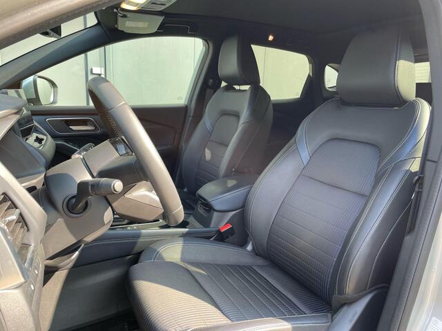 Nissan QASHQAI 1.5 e-Power Tekna / Voorruitverwarming / Stuurverwarming / Stoelverwarming / Cruise Control Adaptief / Apple Carplay / Navigatie / 360 Graden Camera / Elektrische Achterklep / Panoramadak/ Head Up Display / All Season banden
