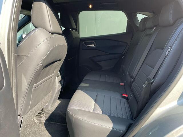 Nissan QASHQAI 1.5 e-Power Tekna / Voorruitverwarming / Stuurverwarming / Stoelverwarming / Cruise Control Adaptief / Apple Carplay / Navigatie / 360 Graden Camera / Elektrische Achterklep / Panoramadak/ Head Up Display / All Season banden