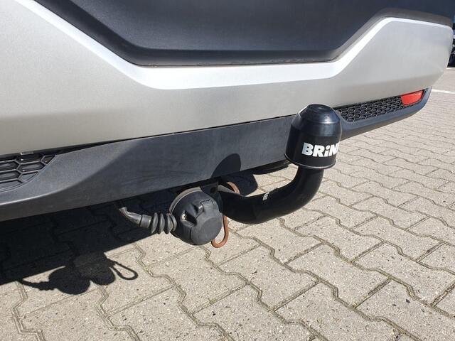 Nissan QASHQAI 1.3 MHEV N-Style *Trekhaak en Auto Grootlicht*