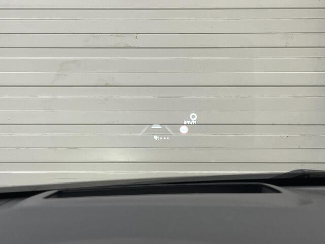 Nissan QASHQAI 1.3 MHEV Xtronic Tekna Plus / Massagestoelen / Rondomzichtcamera / Stoel- & Stuurverwarming / Head-up Display / Adaptieve Cruise Control