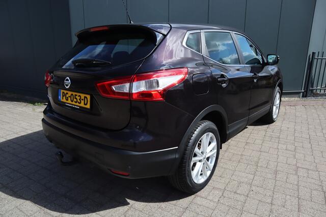 Nissan QASHQAI 1.2 Business Edition Navigatie Camera Trekhaak Stoelverwarming Lane Assist Etc. Etc.