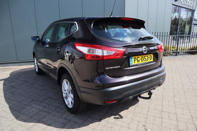 Nissan QASHQAI 1.2 Business Edition Navigatie Camera Trekhaak Stoelverwarming Lane Assist Etc. Etc.
