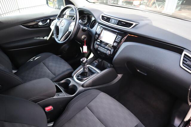 Nissan QASHQAI 1.2 Business Edition Navigatie Camera Trekhaak Stoelverwarming Lane Assist Etc. Etc.
