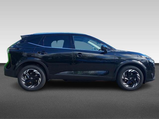 Nissan QASHQAI 1.3 MHEV Xtronic N-Connecta Design en cold pack