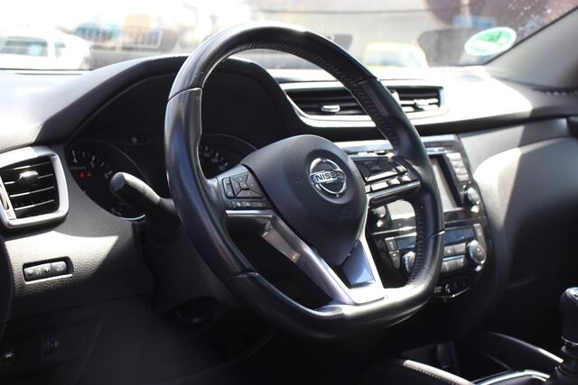 Nissan QASHQAI 1.6 N-Connecta | Trekhaak | Panoramadak | Keyless | Navi | Clima |