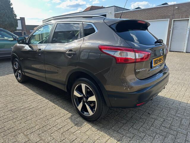 Nissan QASHQAI 1.2 N-Connecta PANO-DAK*NAVIGATIE*360 CAMERA*LM-VELGEN*1ste eign*