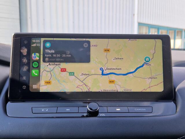 Nissan QASHQAI 1.5 e-Power Tekna / Panorama dak / All Season's / Adaptief Cruise Control / Bestuurdersstoel Elektrisch / Rondomzicht / Headup Display / Electrische Achterklep /