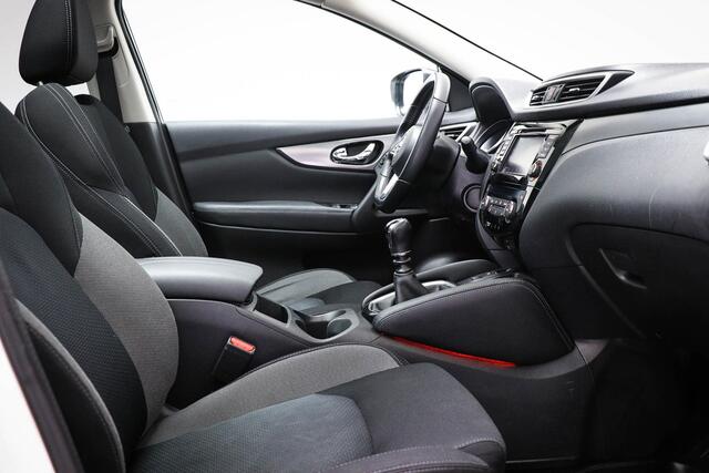 Nissan QASHQAI 1.3 DIG-T N-Connecta | DESIGN PACK | PANORAMADAK | APPLE | TREKHAAK | 360 CAMERA