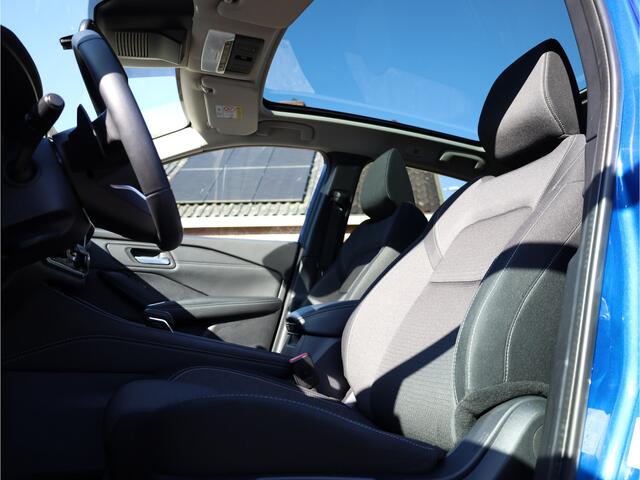 Nissan QASHQAI 1.3 MHEV Xtronic Business Executive 360 Camera | Adaptieve cruisecontrol | Applecarplay