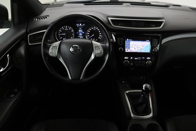 Nissan QASHQAI 1.6 DIG Turbo N-Vision | Panoramadak | Trekhaak | Stoelverwarming | 360 camera | Leder/Alcantara | Navigatie | Keyless