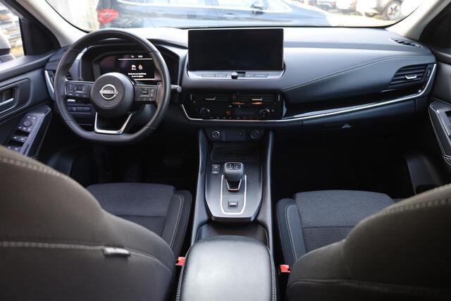 Nissan QASHQAI 1.3 MHEV Xtronic N-Connecta CARPLAY 360-CAMERA RUIT/STUUR/STOELVERWARMING DAB 18"LMV 2xKEYLESS DODEHOEK/VERKEERSBORDDETECTIE ENZ.