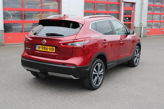 Nissan QASHQAI 1.3 DIG-T N-Connecta Trekhaak/Pano/360 Camera/Navi
