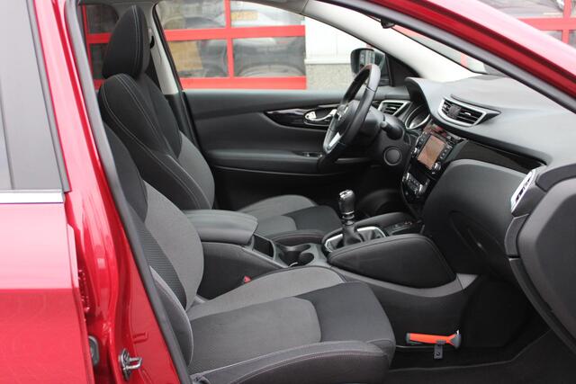Nissan QASHQAI 1.3 DIG-T N-Connecta Trekhaak/Pano/360 Camera/Navi