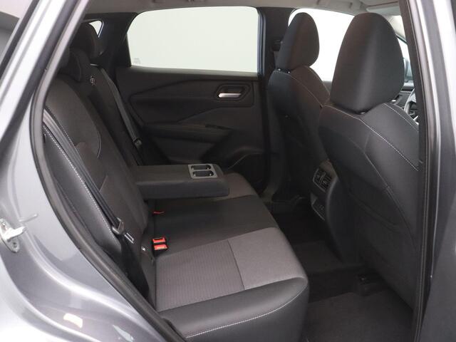Nissan QASHQAI 1.3 MHEV Xtronic N-Connecta | 1800kg Trekvermogen | Stoel, Voorruit en Stuurverwarming | Cruise Control |