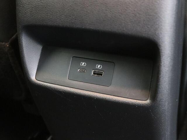 Nissan QASHQAI 1.3 MHEV Xtronic N-Connecta | 1800kg Trekvermogen | Stoel, Voorruit en Stuurverwarming | Cruise Control |