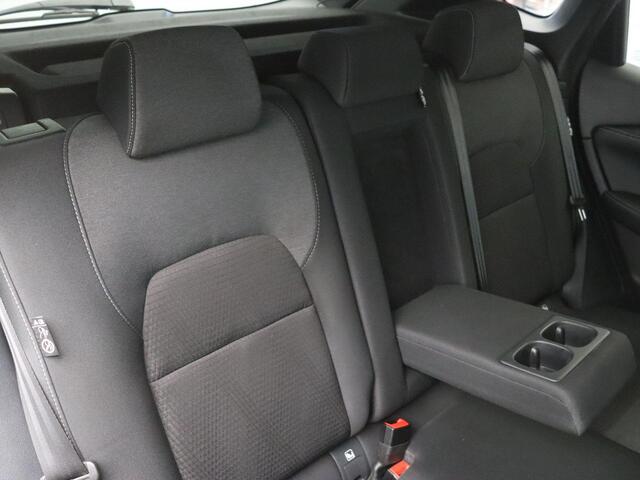 Nissan QASHQAI 158pk MHEV Xtronic N-Connecta | Rondom Camera's | Adaptief cruise control | Apple Carplay/Android Auto | Climate control |