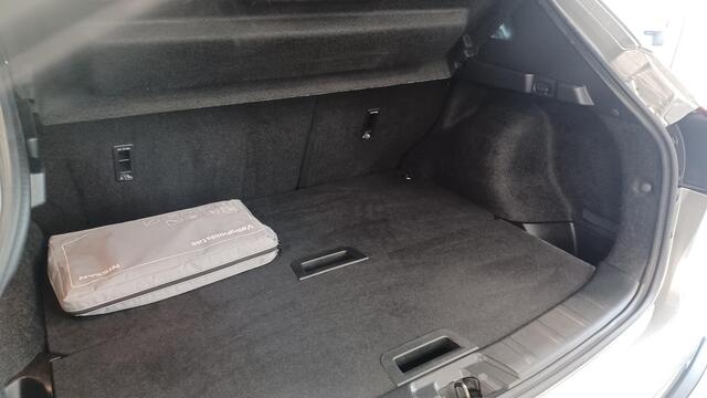 Nissan QASHQAI 1.2 DIG-T 115 Tekna + | Panoramadak | Bose | Trekhaak | Leder |