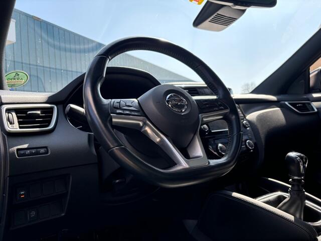 Nissan QASHQAI 1.2 TEKNA + LEDER NAVI LMV PDC-360GR PANORAMADAK