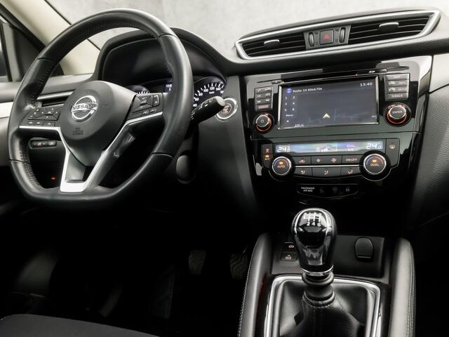Nissan QASHQAI 1.2 N-Connecta (PANORAMADAK, NAVIGATIE, CLIMATE, 360 CAMERA, KEYLESS, SPORTSTOELEN, GETINT GLAS, XENON, CRUISE, NIEUWE APK, NIEUWSTAAT)