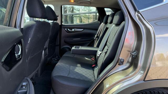 Nissan QASHQAI 1.2 N-Connecta Automaat *Trekhaak*