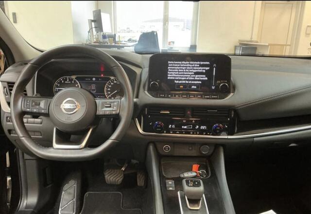 Nissan QASHQAI 1.3 MHEV Xtronic N-Connecta