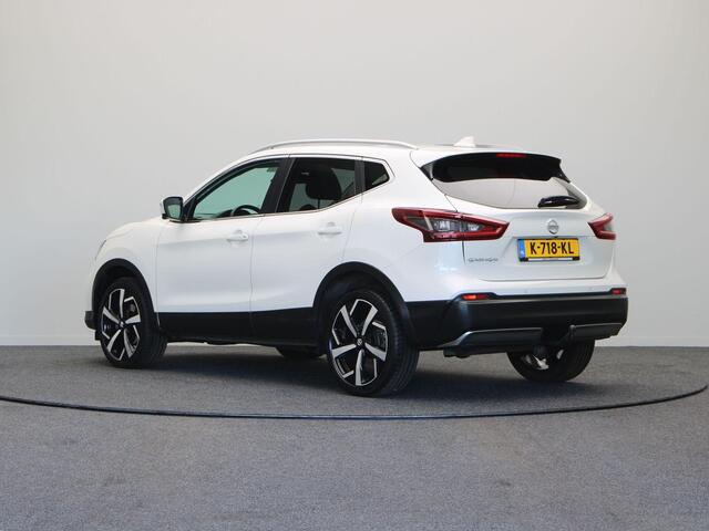 Nissan QASHQAI 140pk DIG-T Premium Edition | Panorama dak | Rondom zicht camera | Stoelverwarming | Apple Carplay/Android Auto |