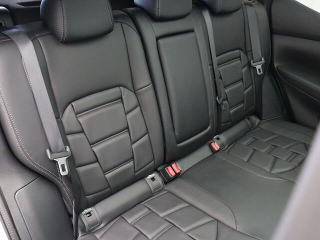 Nissan QASHQAI 140pk DIG-T Premium Edition | Panorama dak | Rondom zicht camera | Stoelverwarming | Apple Carplay/Android Auto |