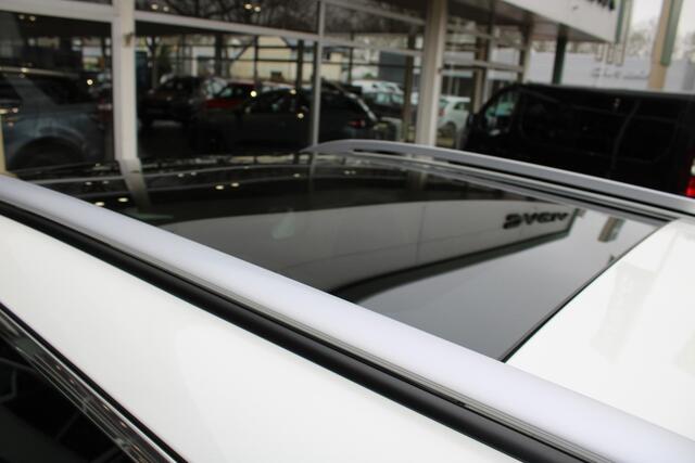 Nissan QASHQAI 1.3 DIG-T Tekna + Automaat | Leer | Navigatiesysteem | Trekhaak | Parkeersensoren | Stoelverwarming