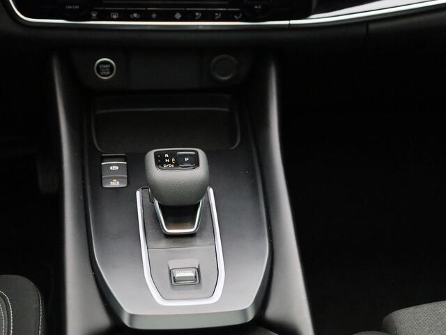 Nissan QASHQAI 1.3 MHEV Xtronic N-Connecta | Panoramadak | Camera's rondom