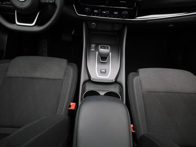 Nissan QASHQAI 1.3 MHEV Xtronic N-Connecta | Panoramadak | Camera's rondom