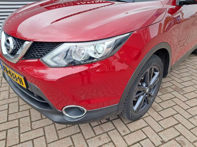 Nissan QASHQAI 1.2 N-Connecta met Panoramadak | Clima | Cruise | Camera | Navigatie | PDC voor en achter | Trekhaak | Keyless | RIJKLAARPRIJS INCL 12 MAANDEN GARANTIE EN BEURT
