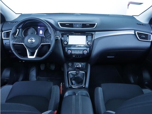 Nissan QASHQAI 1.3 DIG-T N-Connecta Clima/Navi/Trekhaak/Panoramadak