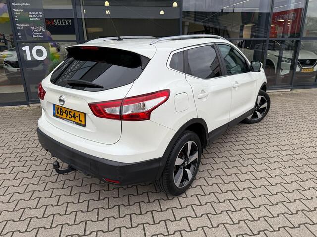 Nissan QASHQAI 1.2 N-Connecta *trekhaak & Panoramadak*