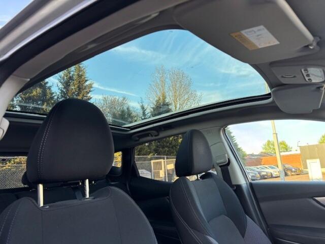 Nissan QASHQAI 1.2 TEKNA Pano