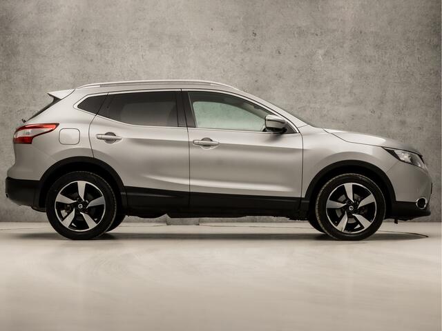 Nissan QASHQAI 1.2 N-Vision Sport (PANORAMADAK, NAVIGATIE, CLIMATE, 360 CAMERA, SPORTSTOELEN, GETINT GLAS, XENON, PARKEERSENSOREN, NIEUWSTAAT)
