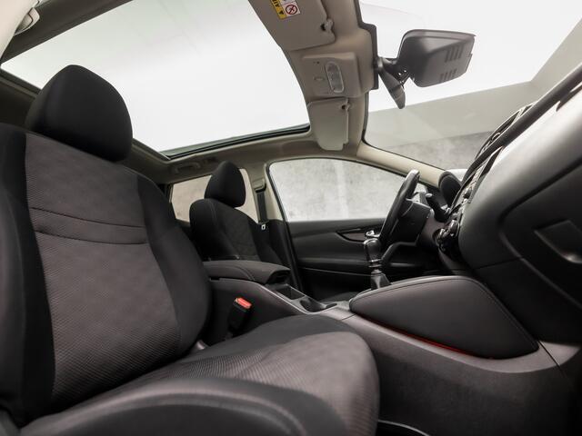 Nissan QASHQAI 1.2 N-Vision Sport (PANORAMADAK, NAVIGATIE, CLIMATE, 360 CAMERA, SPORTSTOELEN, GETINT GLAS, XENON, PARKEERSENSOREN, NIEUWSTAAT)