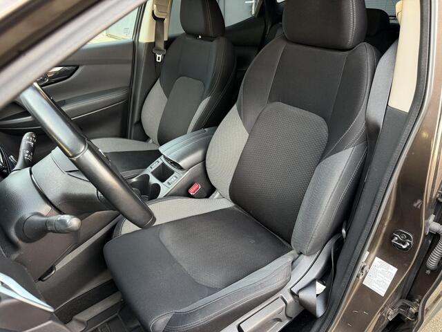 Nissan QASHQAI 1.3 DIG-T N-Connecta / Automaat / Navigatie / Climate Conrol / 360 Camera / Cruise Control / Bluetooth / Stoelverwarming / All-Season banden