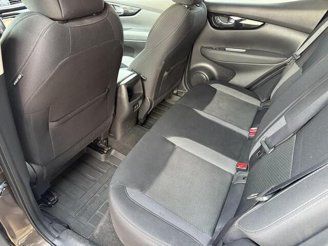 Nissan QASHQAI 1.3 DIG-T N-Connecta / Automaat / Navigatie / Climate Conrol / 360 Camera / Cruise Control / Bluetooth / Stoelverwarming / All-Season banden