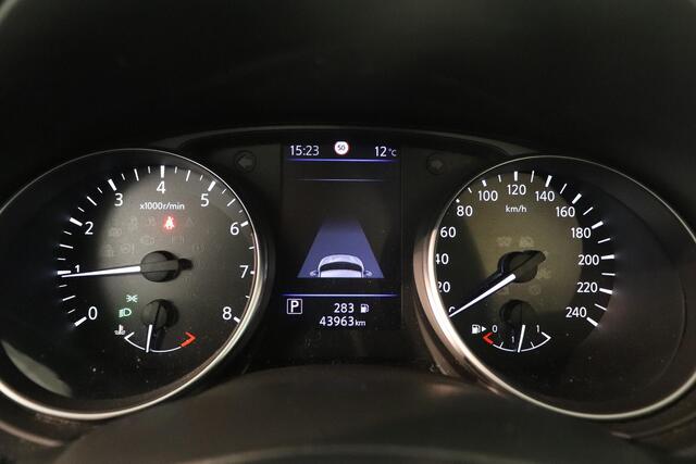 Nissan QASHQAI 1.3 DIG-T Tekna + | 360 Camera | Leder | Panoramadak | Trekhaak | Adaptieve Cruisecontrol |