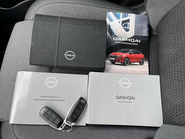 Nissan QASHQAI 1.3 MHEV Xtronic N-Connecta Automaat / Als NIEUW! / Nieuw Model Face Lift / Trekgewicht 1.800 kg / Cold Pack / 360° Camera / Voorruitverwarming / Stuur- en Stoelverwarming / Adaptieve Cruise Control / Apple Carplay & Android Auto / Navigatie full map / Al