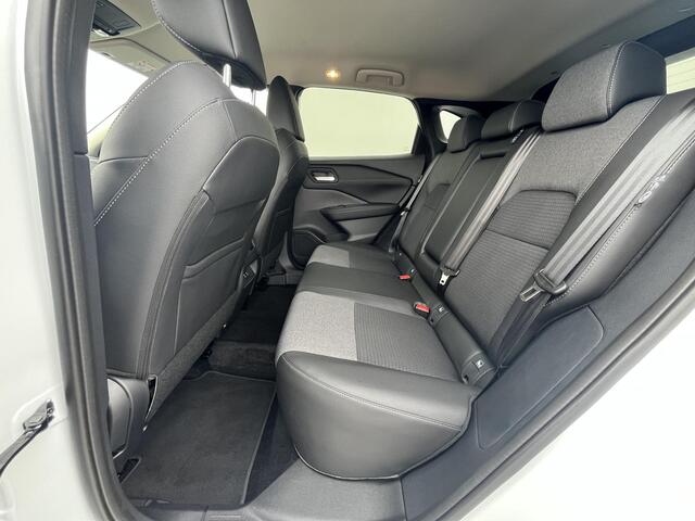 Nissan QASHQAI 1.3 MHEV Xtronic N-Connecta Automaat / Als NIEUW! / Nieuw Model Face Lift / Trekgewicht 1.800 kg / Cold Pack / 360° Camera / Voorruitverwarming / Stuur- en Stoelverwarming / Adaptieve Cruise Control / Apple Carplay & Android Auto / Navigatie full map / Al