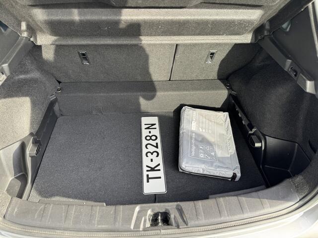Nissan QASHQAI 1.2 N-Connecta Design Trekhaak (1.200kg)