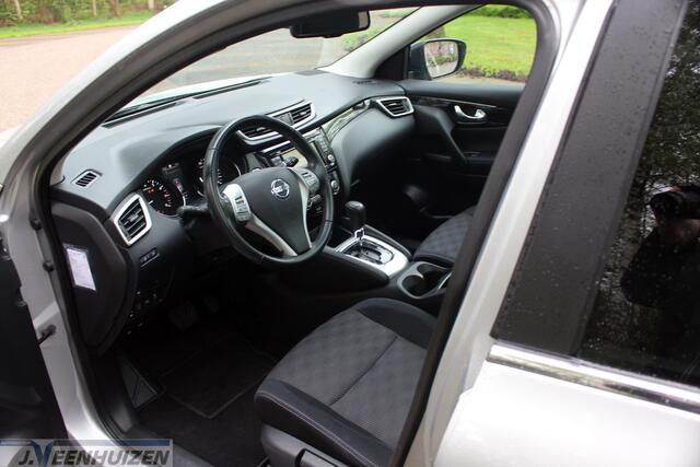 Nissan QASHQAI 1.2 Connect Edition | 2016 | AUTOMAAT | Panoramdak |