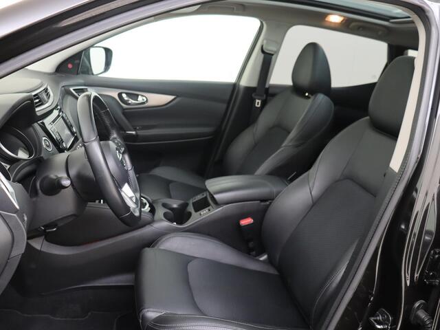 Nissan QASHQAI 1.2 Business Edition | Automaat | Design Pack | Stoelverwarming | LED-Verlichting | 360-graden Camera | Voorruit Verwarmd | 17" LMV | Full-Map Navigatie