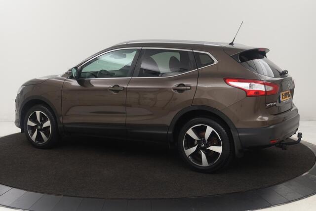 Nissan QASHQAI 1.2 Tekna | Panoramadak | Stoelverwarming | Trekhaak | 360 camera | Navigatie | Full LED | Climate control | Leder/Alcantara