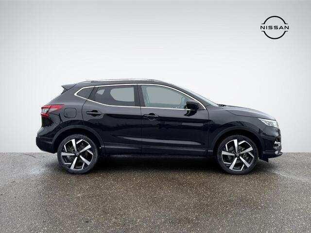 Nissan QASHQAI 1.3 DIG-T Tekna