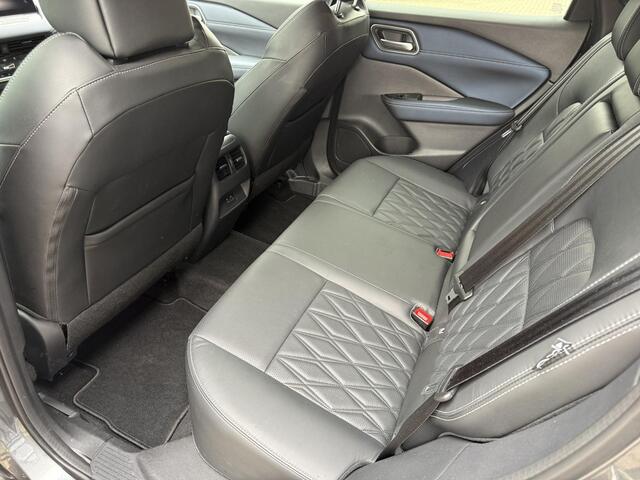 Nissan QASHQAI 1.3 MHEV Xtronic Tekna Plus Automaat / Trekhaak (1800KG Trekgewicht) / Panoramadak / Leder / Navigatie / Cruise Control Adaptief / Camera / Massagestoel