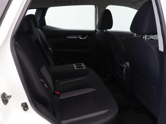Nissan QASHQAI 1.3 DIG-T Acces Edition | Trekhaak | Achteruitrijcamera | Climate control | Cruise control |