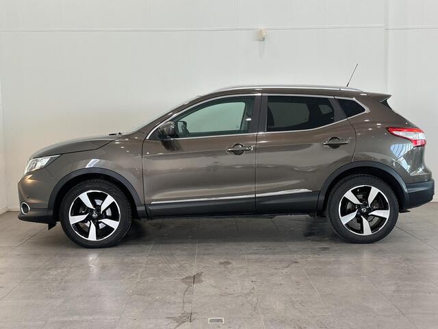 Nissan QASHQAI 1.2 N-Connecta | Trekhaak | Panoramadak | Stoelverwarming | Voorruit verwarming | All season banden | 1e eigenaar + goed onderhouden!